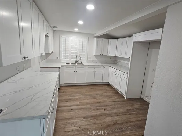 5683 Wagonwheel Rd, San Bernardino, CA 92407