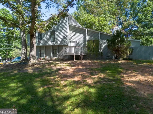 2581 Bluffton Rd, Buford, GA 30519