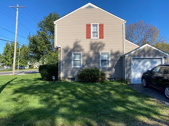 Side view with garage