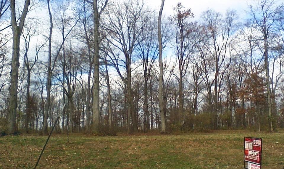 2nd image of 7315 Hillgrove Cir