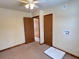 1052 Community Rd #4, Schenectady, NY 12303