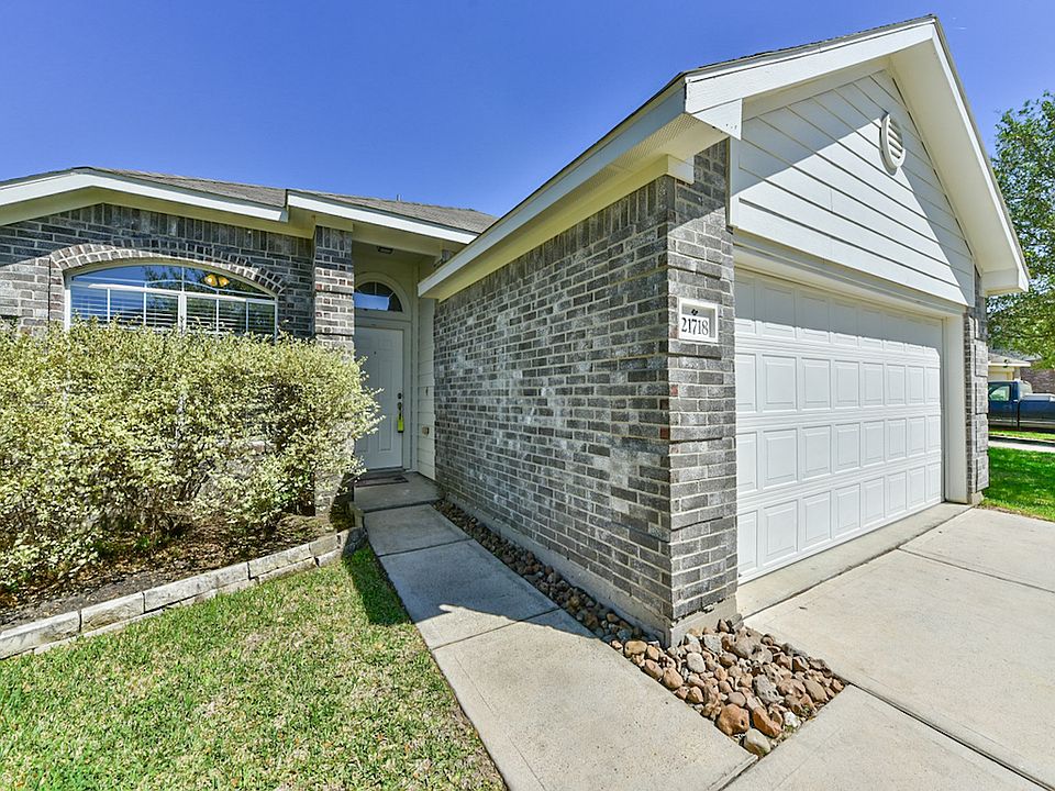1st image of 21718 Falcon Gate Ct