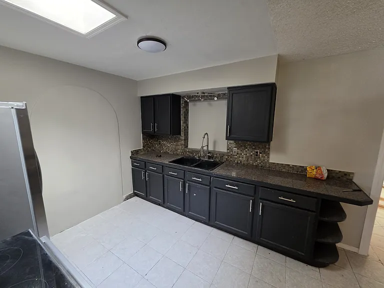 2224 Duskin Ave #1 — Photo 7