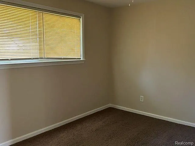 3816 Kent Rd — Photo 5
