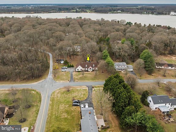 4th image of 101 Coleman Dr