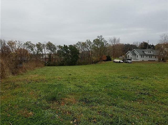2nd image of 1453 S 51st St