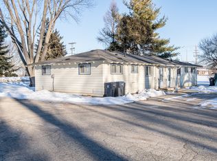 2001 Macarthur Rd #2003, Waukesha, WI 53188