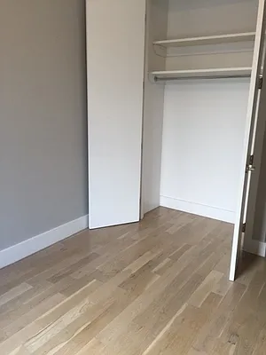 Rented by Evergreen Apartments BK | media 30