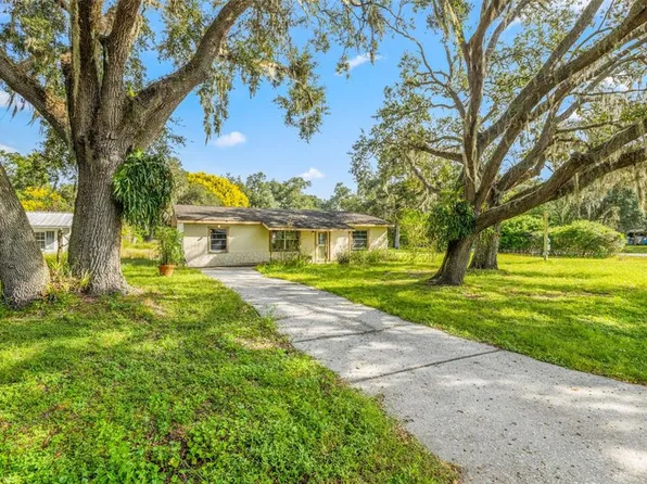 34807 Evergreen Way, Dade City, FL 33523