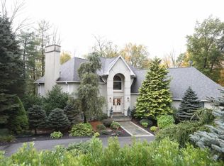 6 Fern Ridge Ct, Shavertown, PA 18708