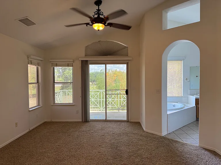150 Lake Dr — Photo 13