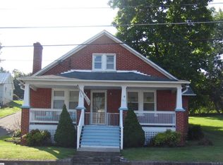 201 Hays Ave, Staunton, VA 24401