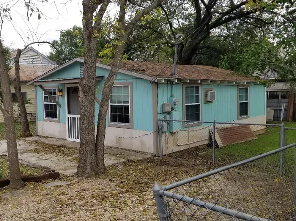 1203 W Martin Luther King Blvd, San Marcos, TX 78666
