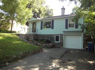2336 Ives Ln N, Minneapolis, MN 55441