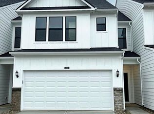 10912 Morab Dr #503, Zionsville, IN 46077