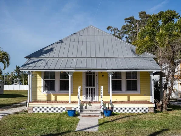 12007 45th Ave W, Cortez, FL 34215