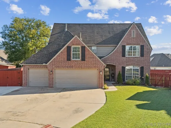 8945 N 139th Ave E, Owasso, OK 74055