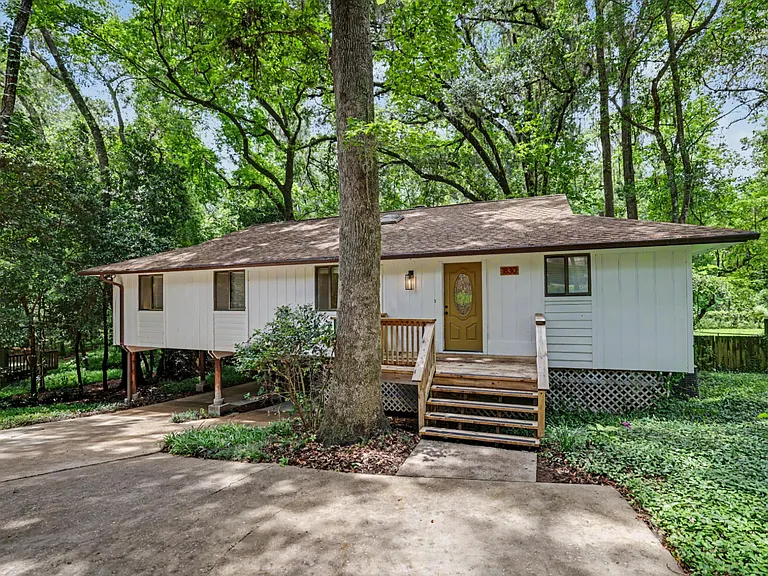 1830 Myrick Rd — Photo 1