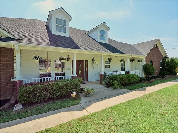 3rd image of 15410 Richmar Cir