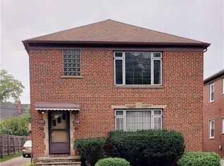 5707 Warwick Dr, Parma, OH 44129