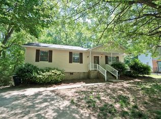 7143 Ludwig Dr, Charlotte, NC 28215