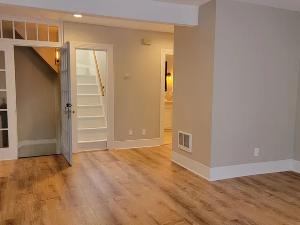 040NWKearney, 2388 NW Kearney St #2, Portland, OR 97210