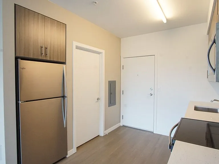 1313 SE Spokane St #409 — Photo 7