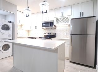 8717 Watson Rd #15, Saint Louis, MO 63119