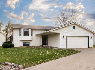 2702 S Pleasant Dr, Holmen, WI 54636