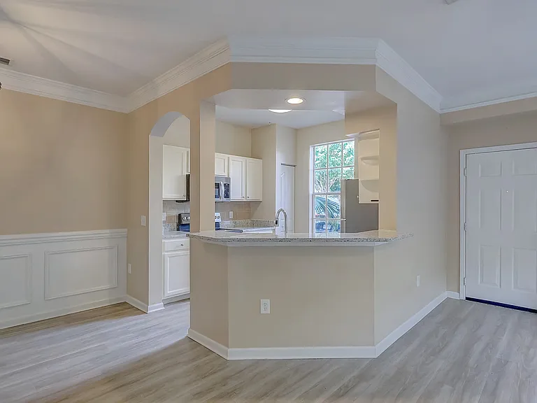 12914 Penn Station Ct #101 — Photo 34