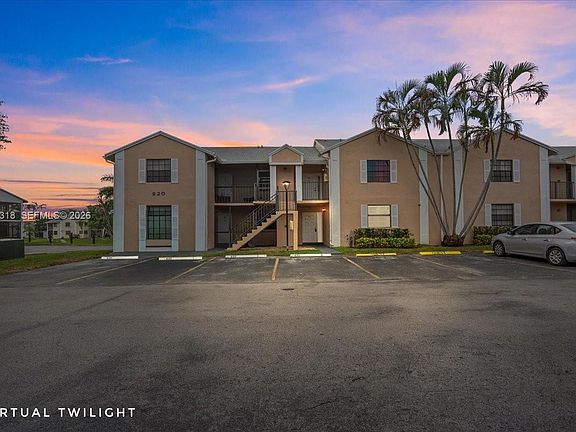 2nd image of 820 N Franklin Ave #820C