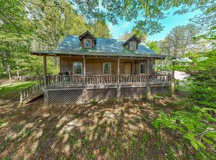 235 Holbrooks Rd, Franklin, NC 28734