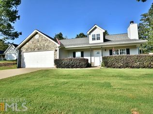 407 Arrowhatchee Dr, Winder, GA 30680