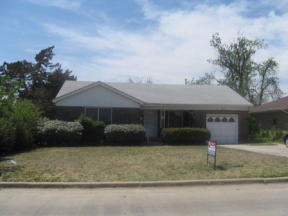 3rd image of 1812 NW 23rd St