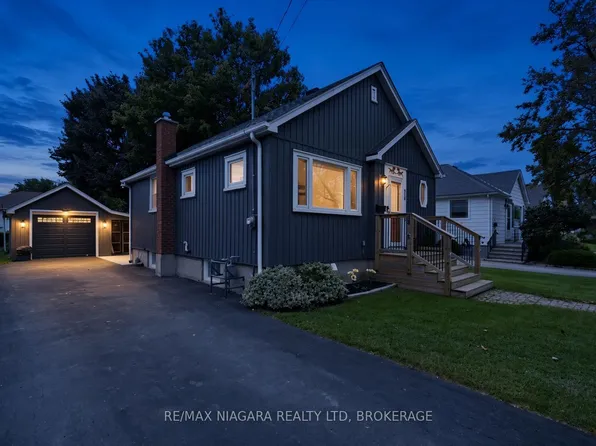218 Neff St, Pt Colborne, ON L3K 3T6