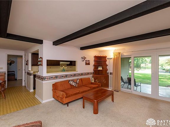 5th image of 238 Scarlett Dr