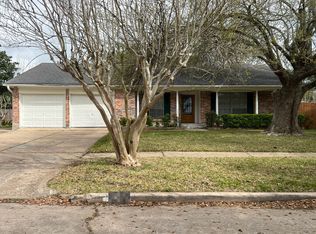 9006 Roos Rd, Houston, TX 77036