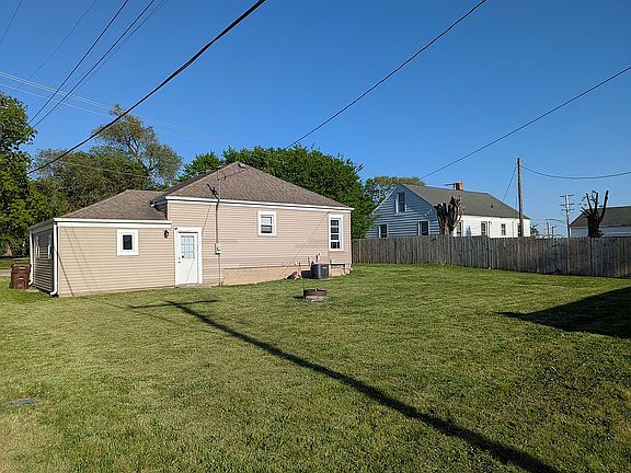 4th image of 800 S 7th St