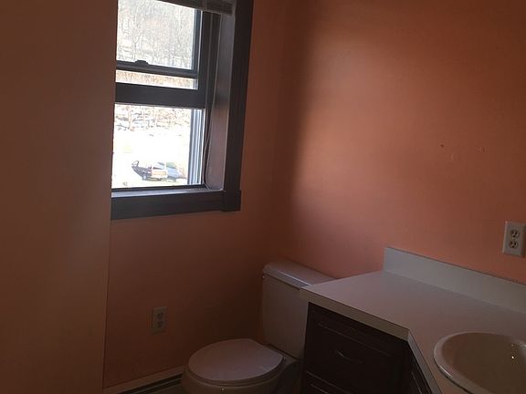 2nd floor bathroom