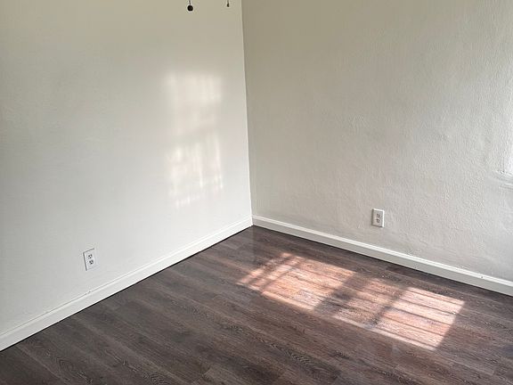 5th image of 5987 Theodore Ave