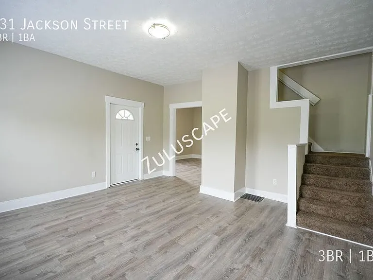 231 Jackson St — Photo 4