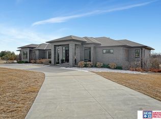 11277 Aspen Canyon Rd, Lincoln, NE 68526