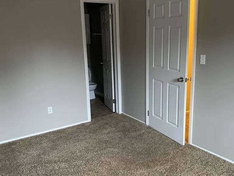 4910 Brookwood Rd — Photo 14