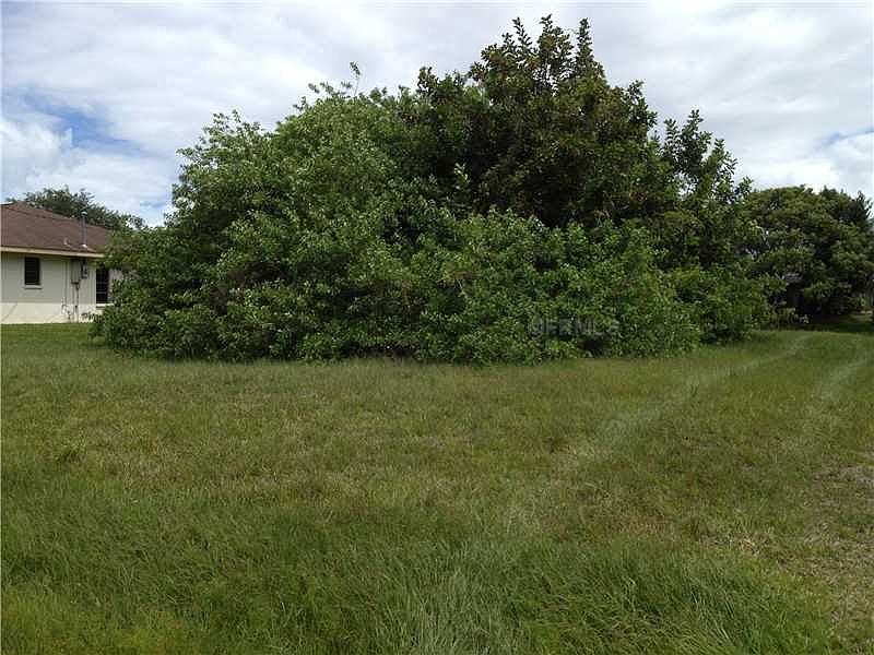 2nd image of 52 Mark Twain Ln