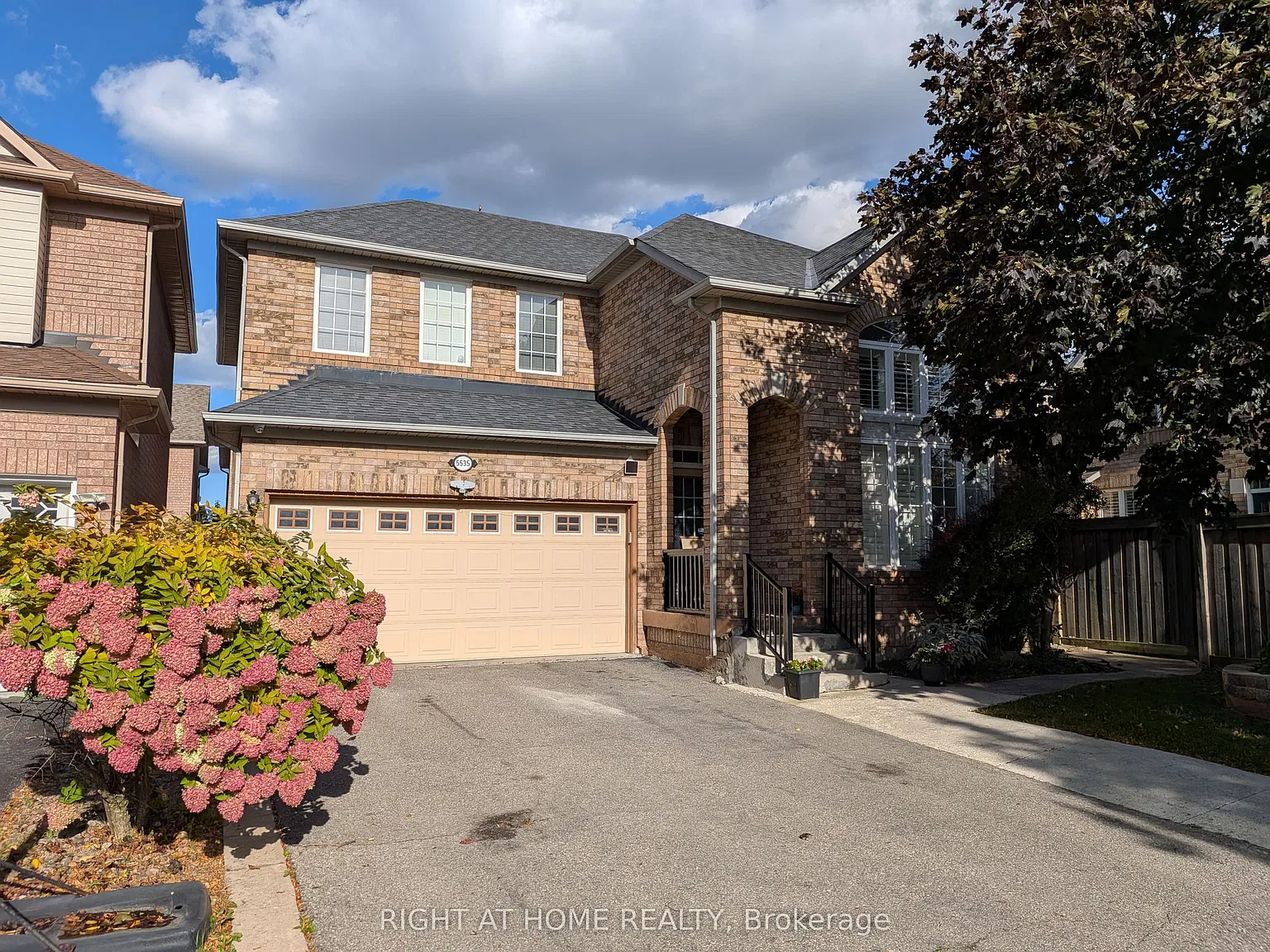 2 bed, $1,790 — Photo 1