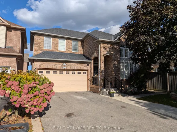5535 Bridgeport Gate, Mississauga, ON L5M 6N1