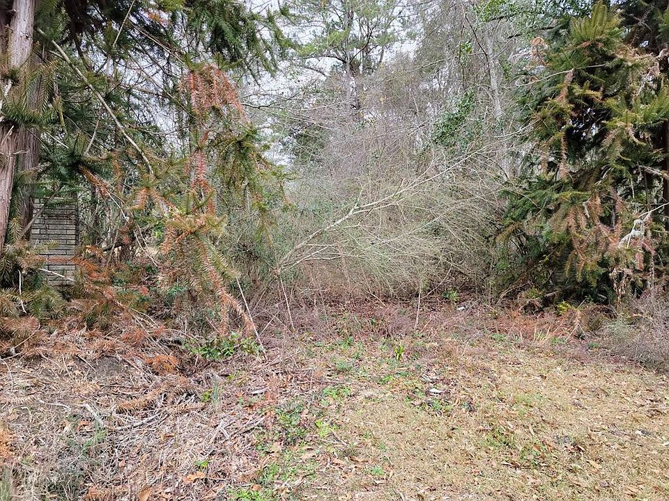 1st image of 19 Bucaneer Cir