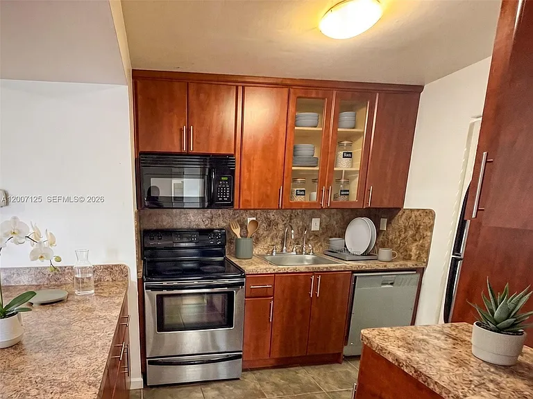 20741 NE 4th Ct #205 — Photo 3