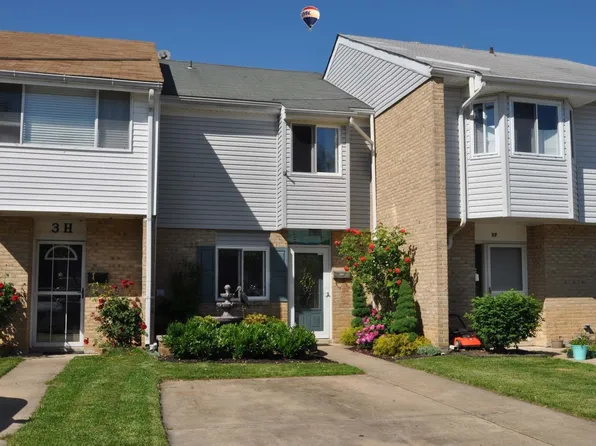 3 Neptune Dr #G, Joppa, MD 21085