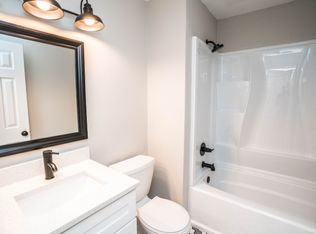 2210 Fletchers Point Cir #1, Tampa, FL 33613